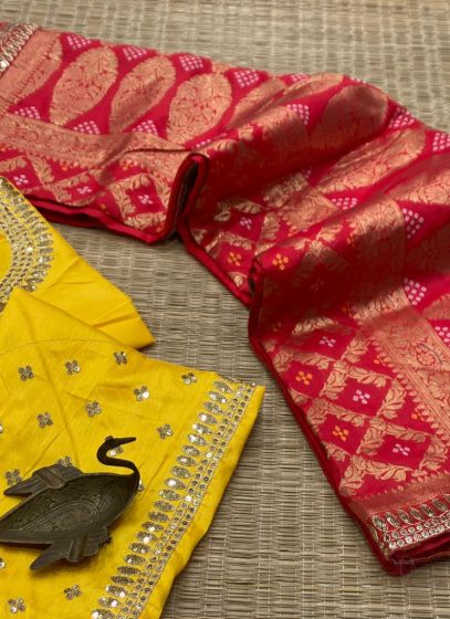 Attractive Red Kanchipuram Banarasi Silk Wedding Saree