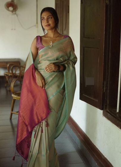 Stylish Rama Soft Silk Weaving Kubera Pattu Saree