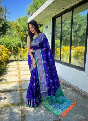 Silk Traditional Saree In Blue With Weaving Work