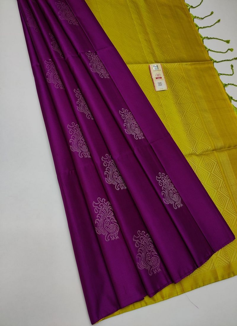 Soft Silk Saree borderless Rich pallu with Contrast combination blouse Sari
