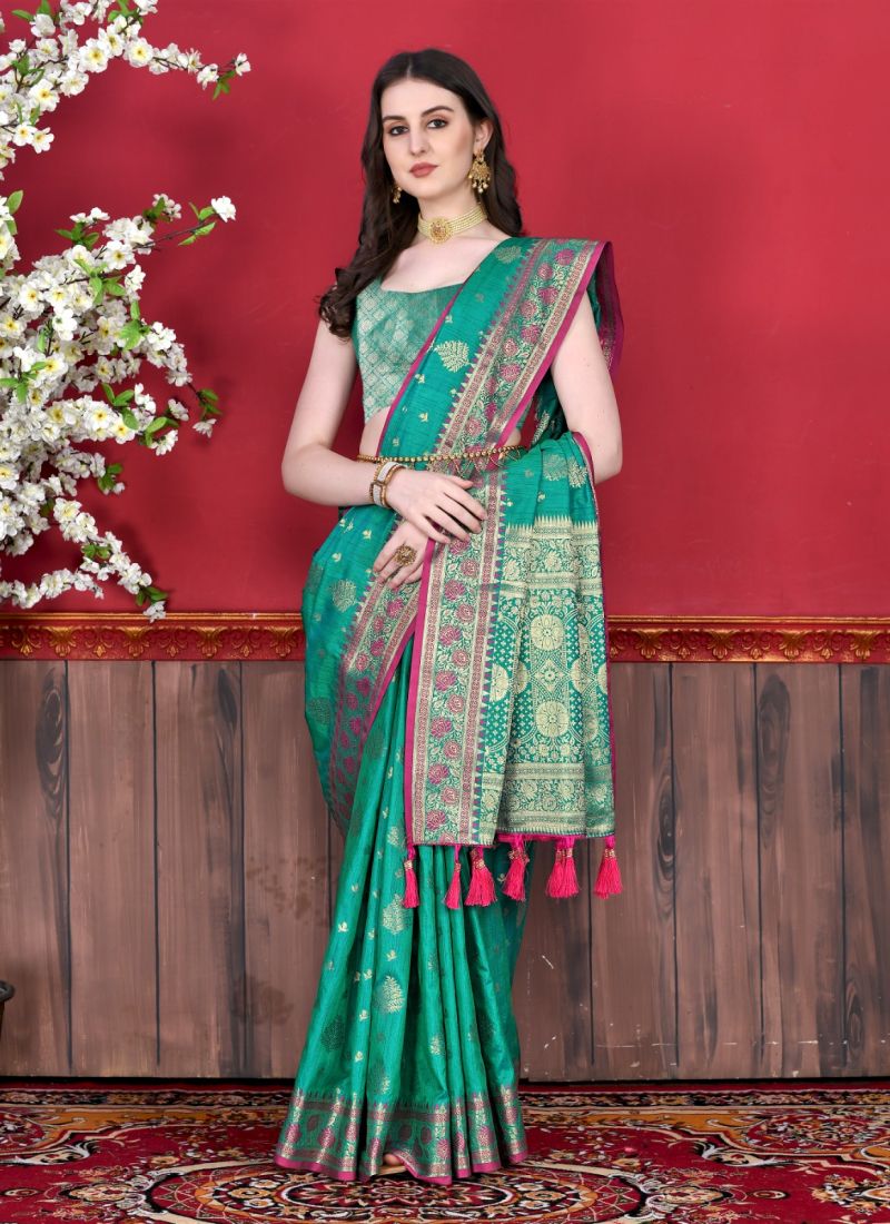 30 Kanjivaram Silk Sarees to Inspire Your Wedding Trousseau