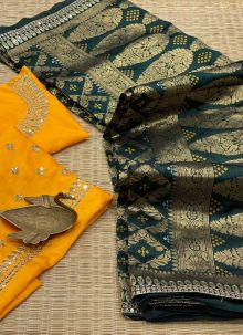 Attractive Green Kanchipuram Banarasi Silk Traditional Saree